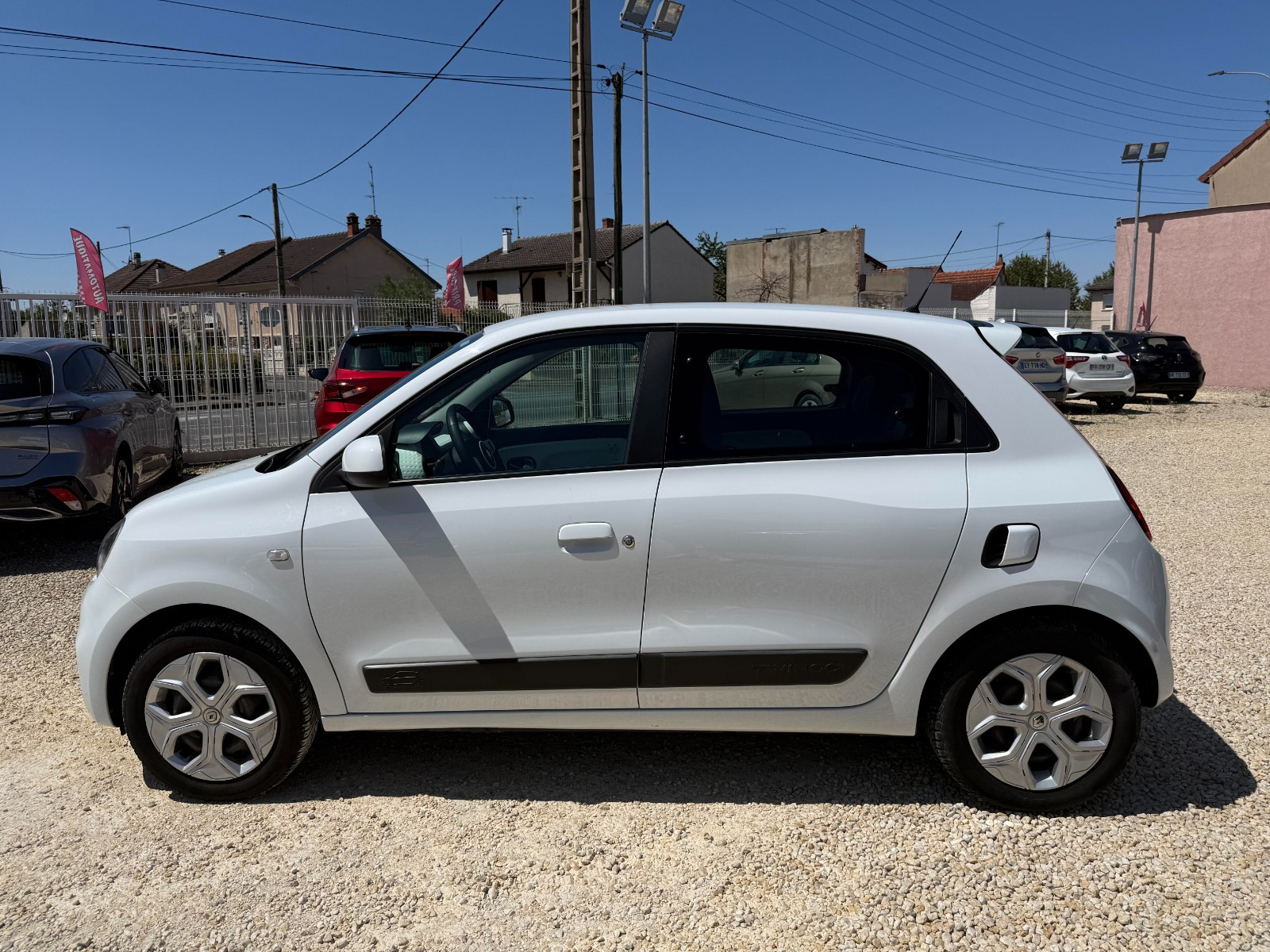 Renault TWINGO III - vue 1