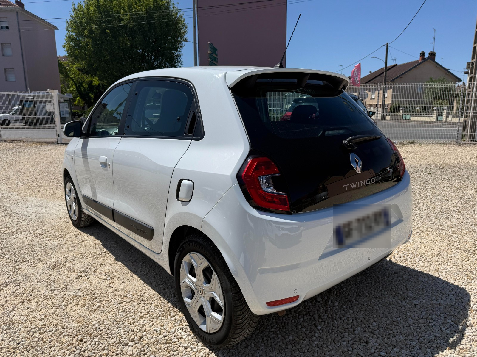 Renault TWINGO III - vue 1