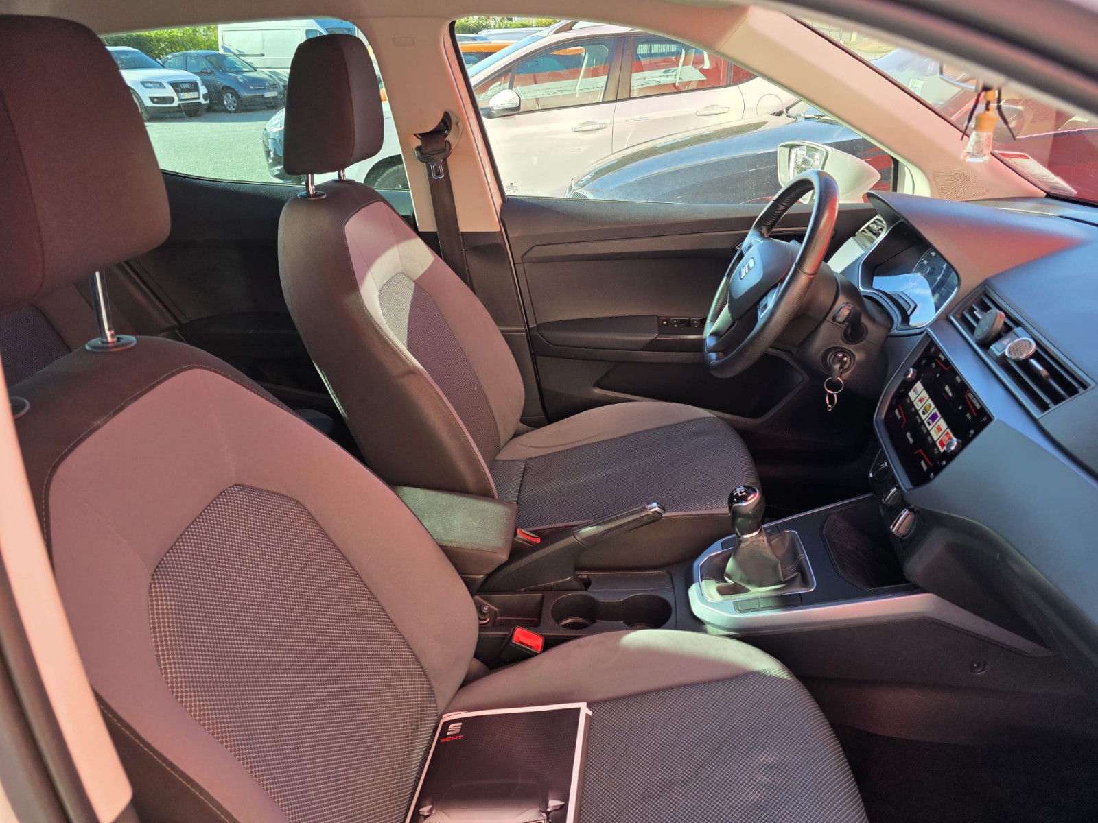SEAT ARONA Style 1.0L TSI 95cv – 1ERE MAIN – CARPLAY – GARANTIE 12 MOIS — photo 14