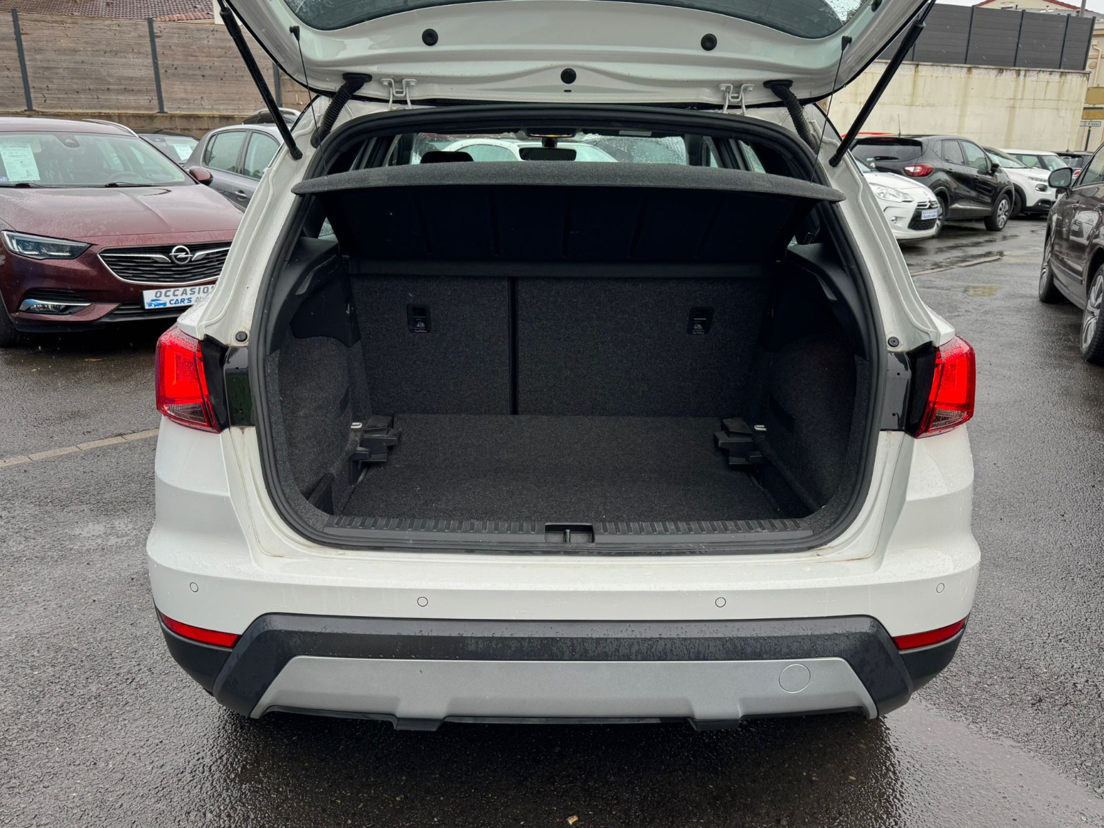 SEAT ARONA - vue 1