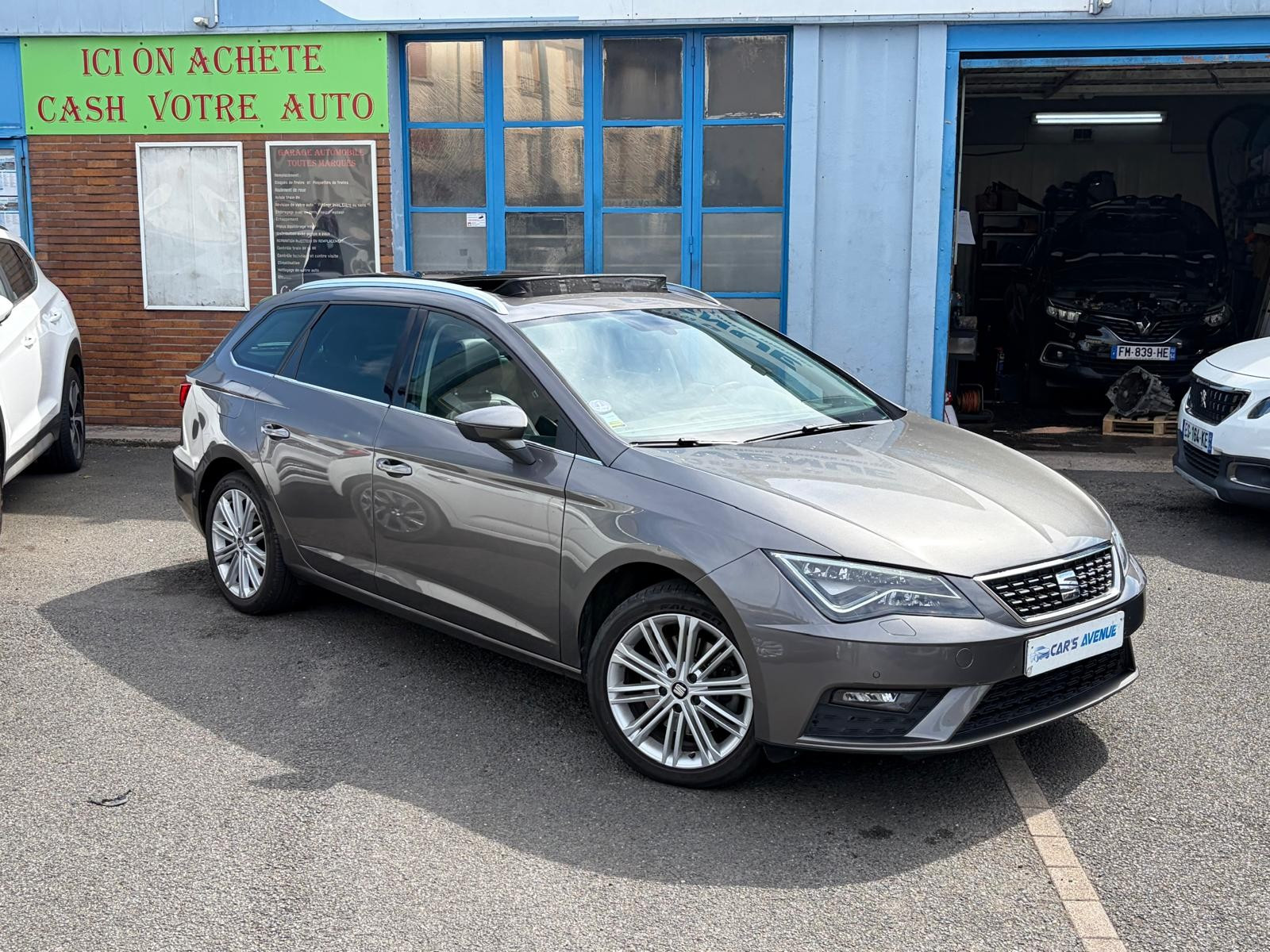 SEAT LEON ST - vue 1