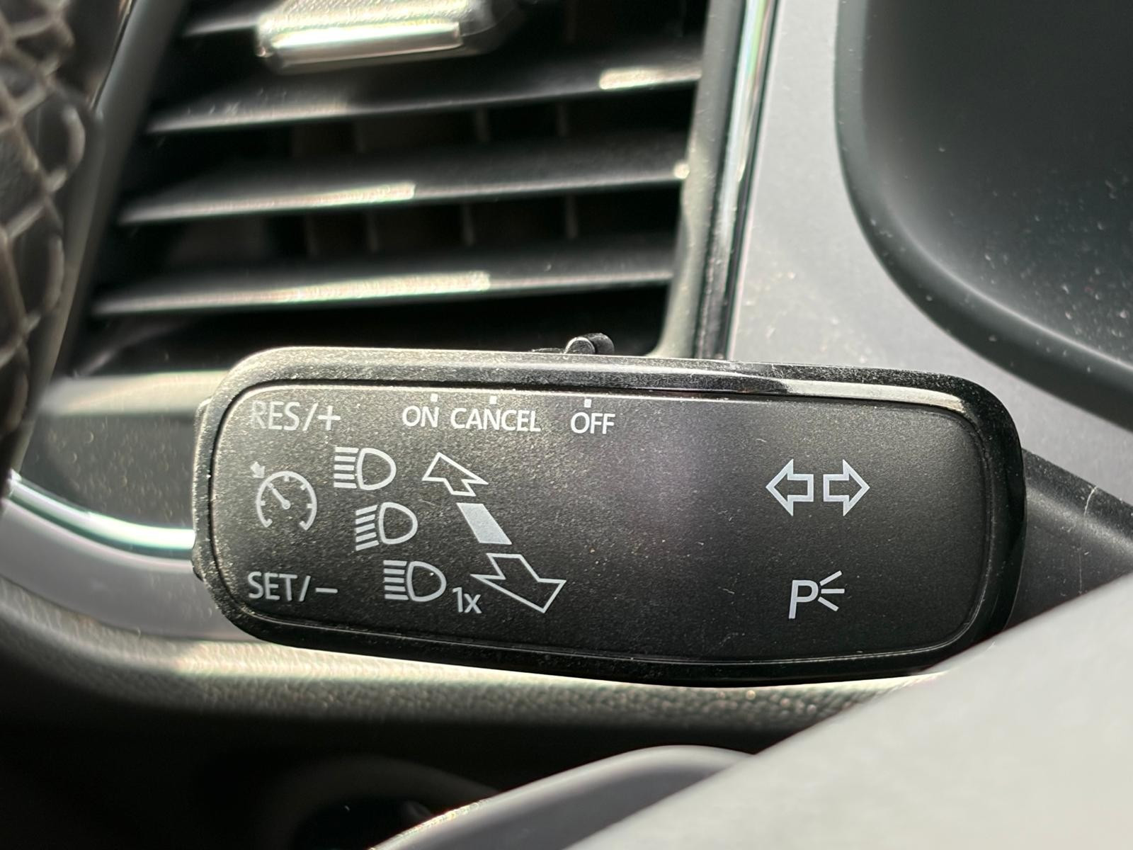 SEAT LEON ST - vue 1