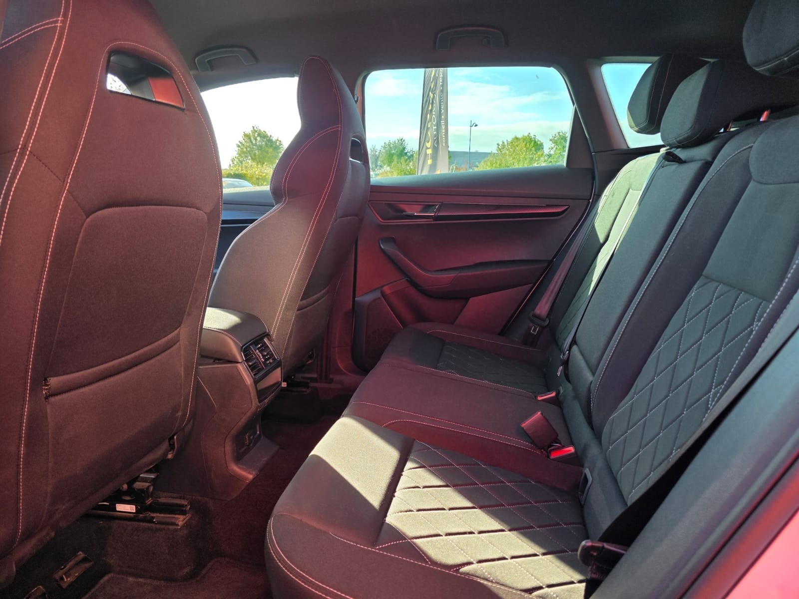 Skoda KAROQ 2.0 TDI 116ch SCR Sportline DSG7 -Garantie 12 mois- — photo 13