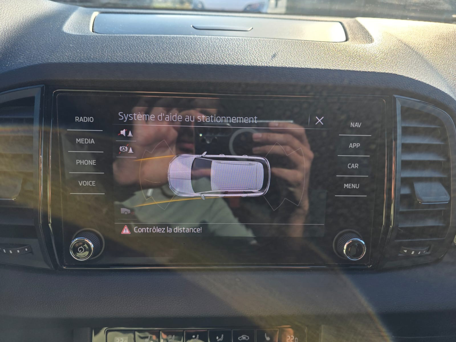 Skoda KAROQ 2.0 TDI 116ch SCR Sportline DSG7 -Garantie 12 mois- — photo 26