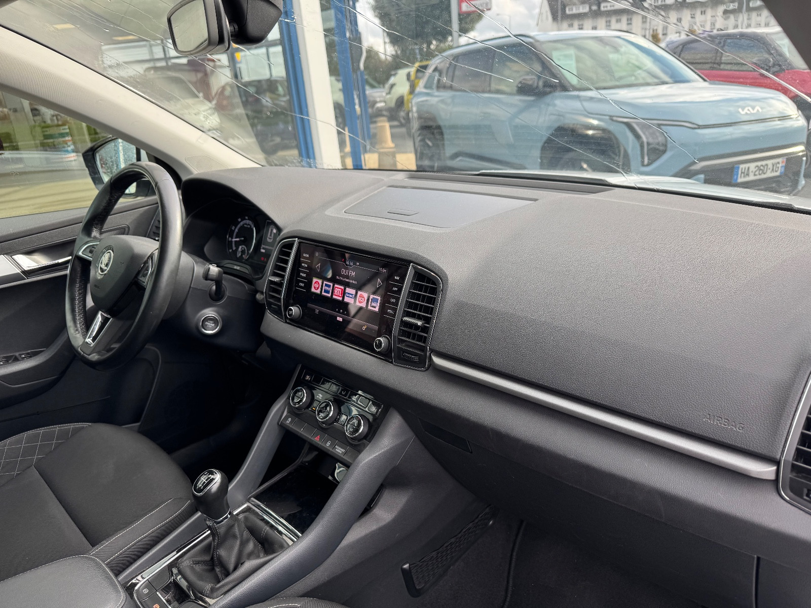 Skoda KAROQ AMBITION 1.0L TSI 116CH BVM6 - vue 1