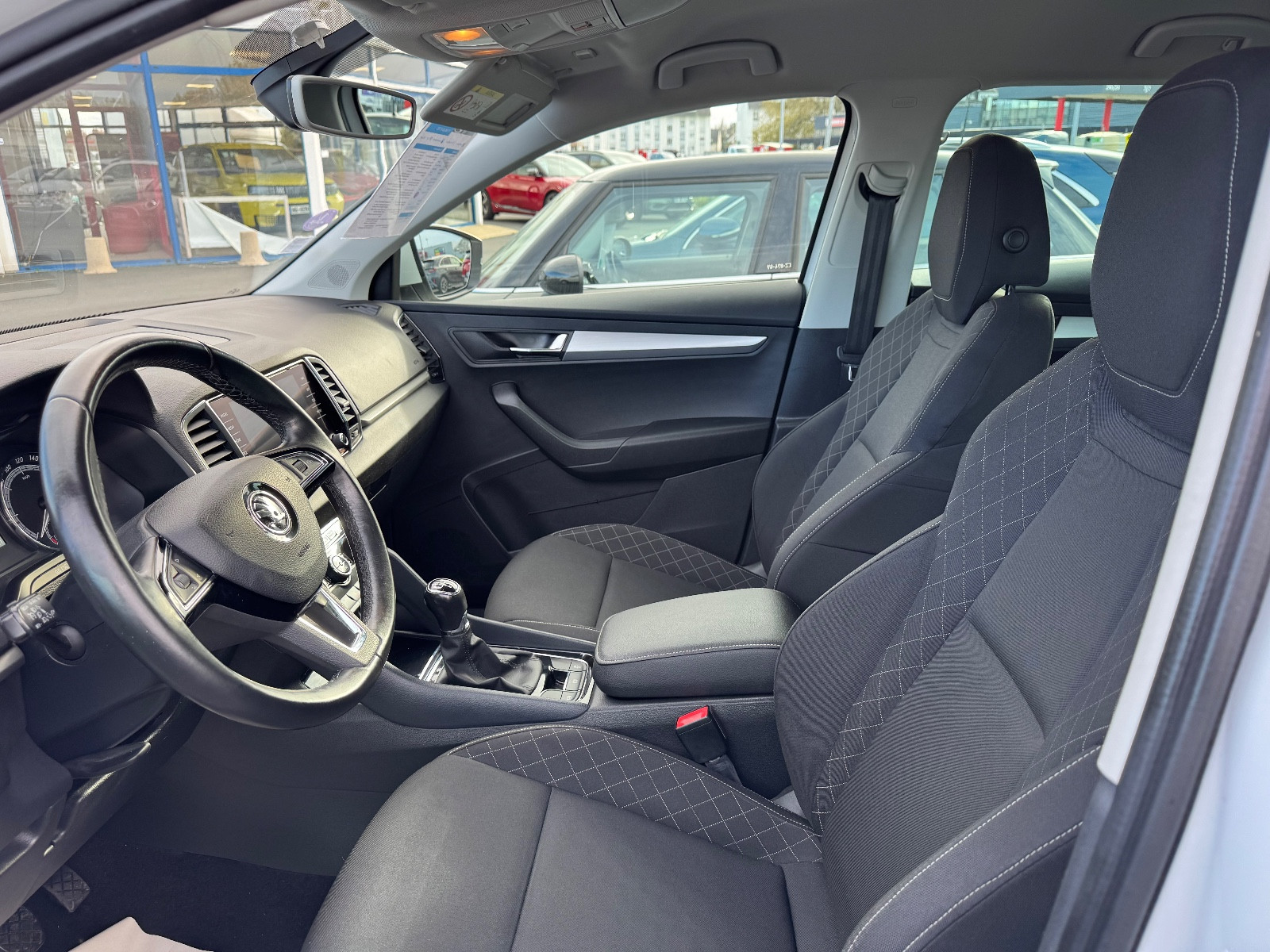 Skoda KAROQ AMBITION 1.0L TSI 116CH BVM6 - vue 1