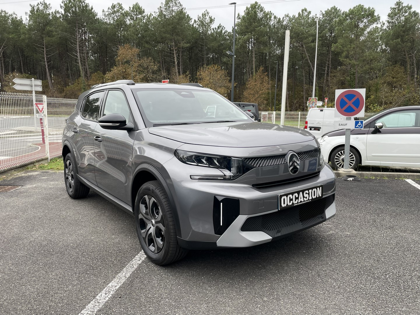 . TROUVER NOUVEAU C3 AIRCROSS 7 PLACES EN ESSENCE BOITE MANUELLE