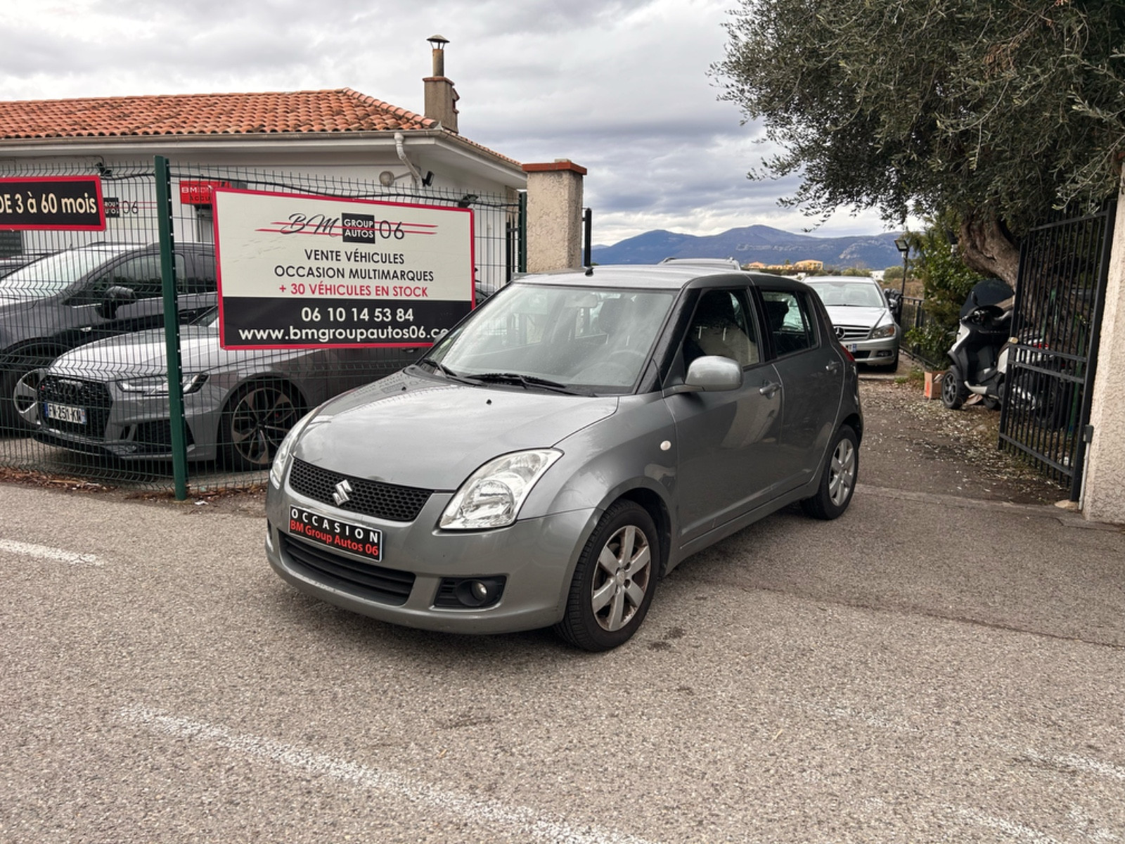 SUZUKI SWIFT