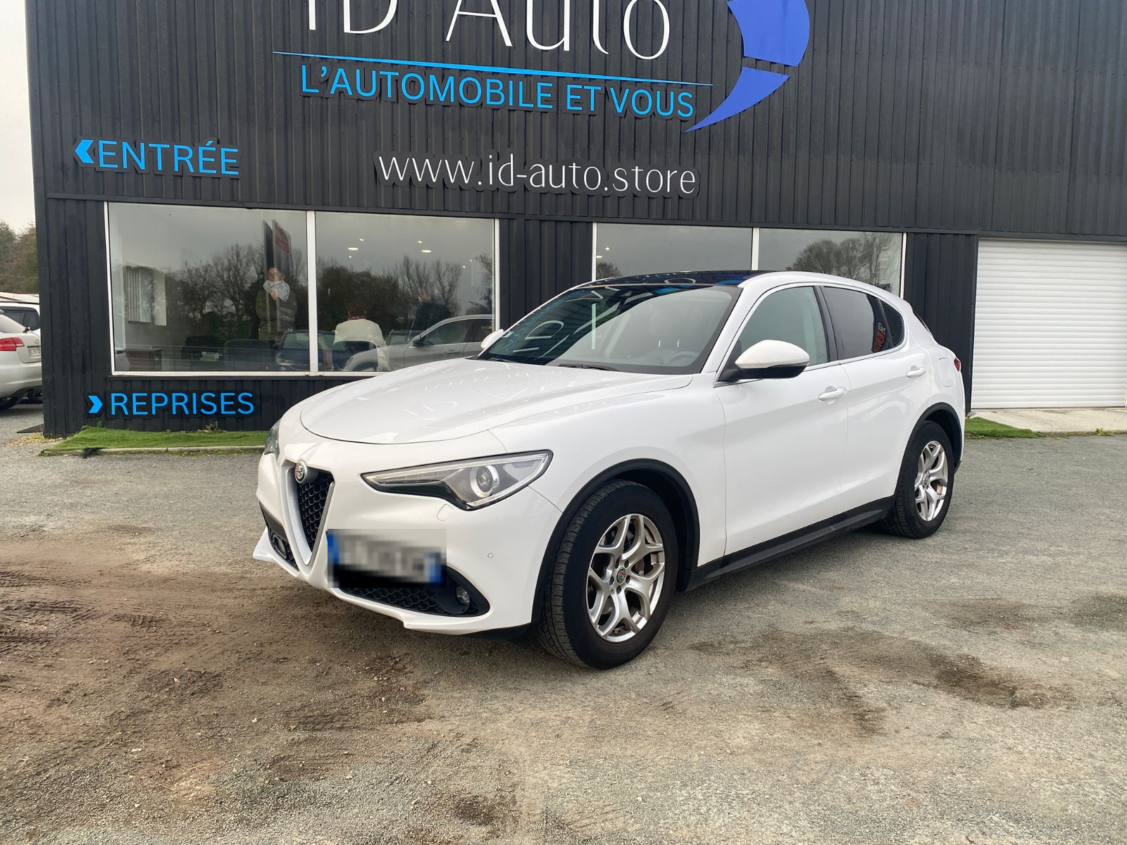 Alfa Romeo STELVIO