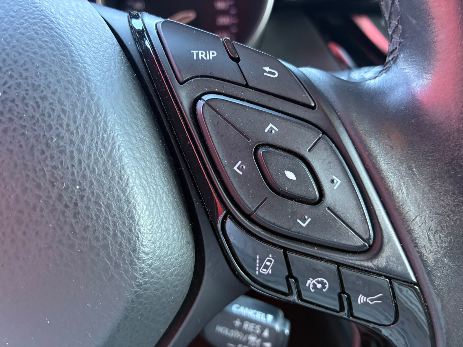 Toyota C-HR 1.8i Hybrid Dynamic CVT 122cv – GARANTIE 12 MOIS — photo 23