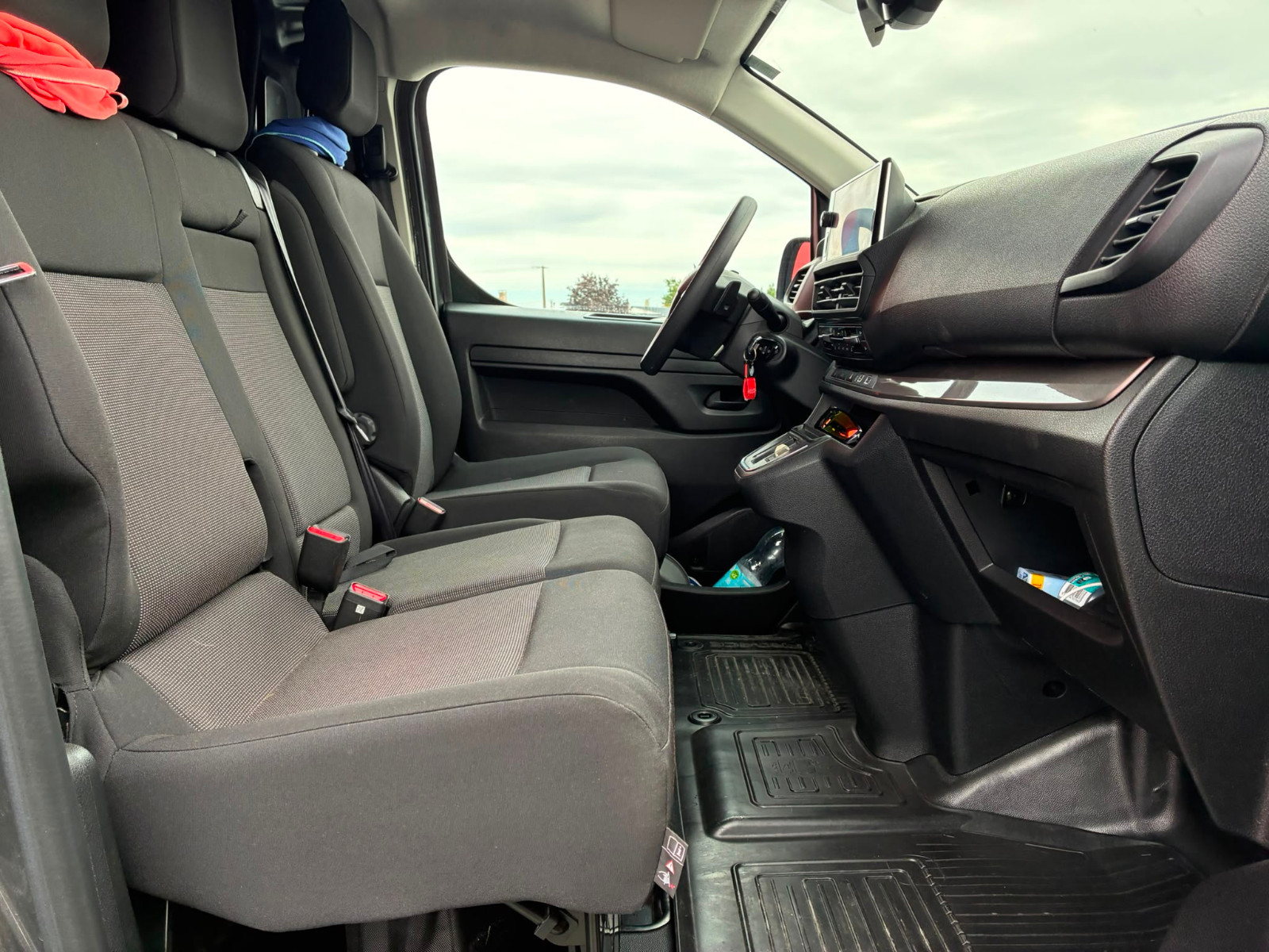 Toyota PROACE 2.0 D-4D BVA START PACK CONFORT ATTELAGE – GARANTIE 5 ANS* — photo 13