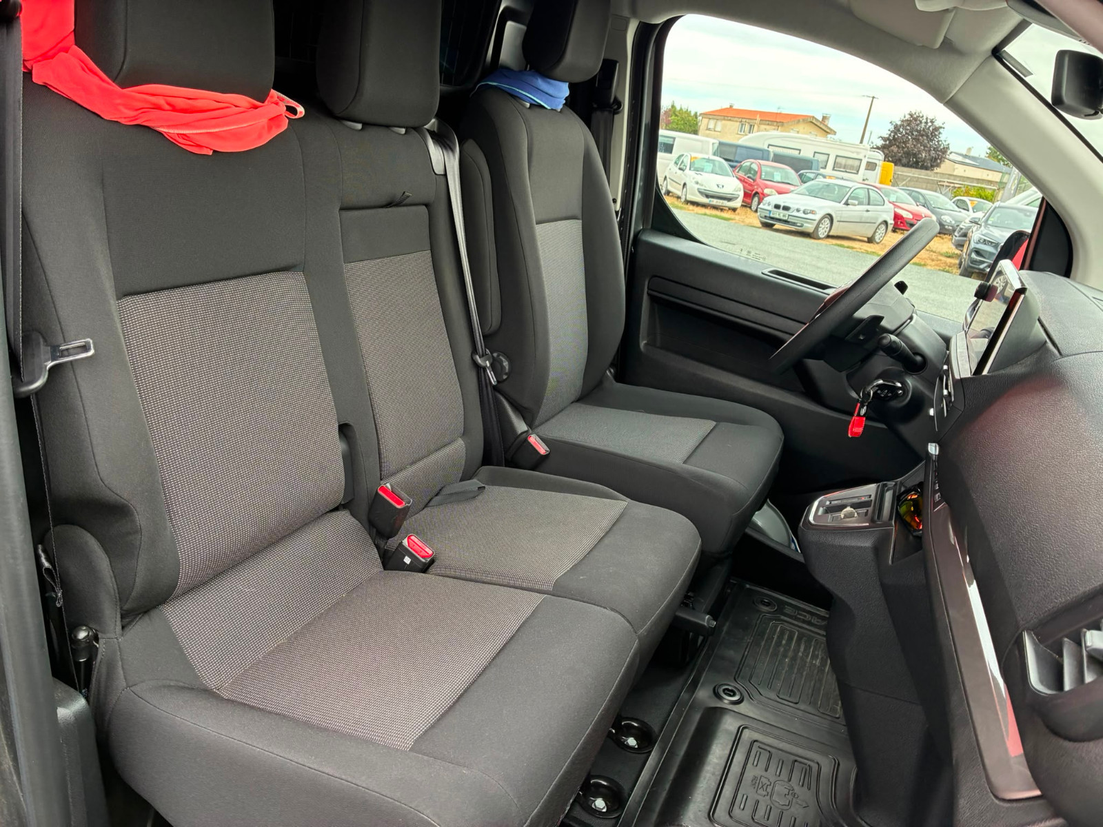 Toyota PROACE 2.0 D-4D BVA START PACK CONFORT ATTELAGE – GARANTIE 5 ANS* — photo 15