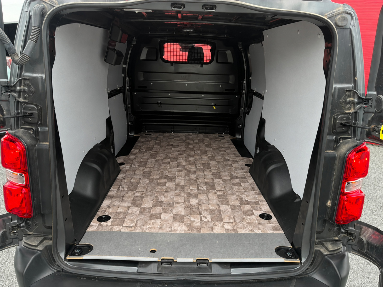 Toyota PROACE 2.0 D-4D BVA START PACK CONFORT ATTELAGE – GARANTIE 5 ANS* — photo 28