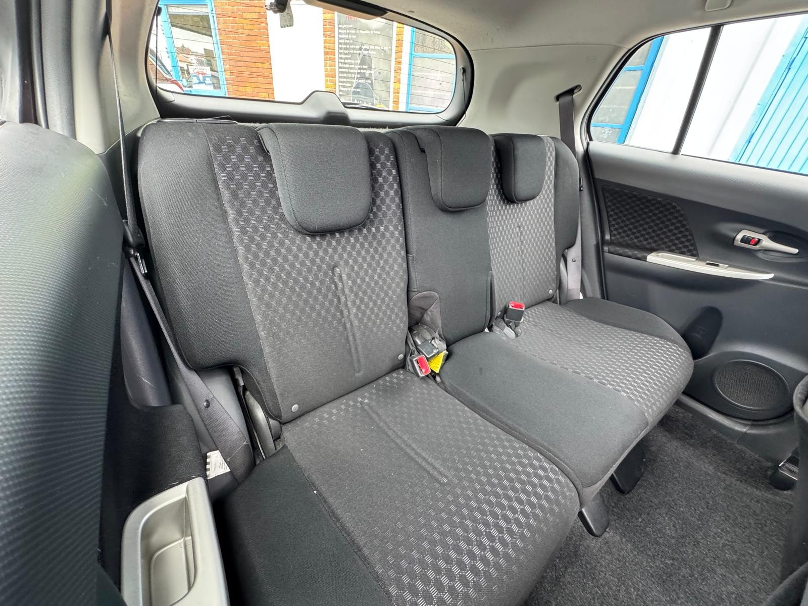Toyota URBAN CRUISER - vue 1