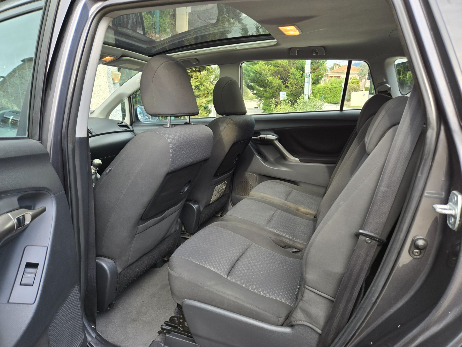 Toyota VERSO - vue 1