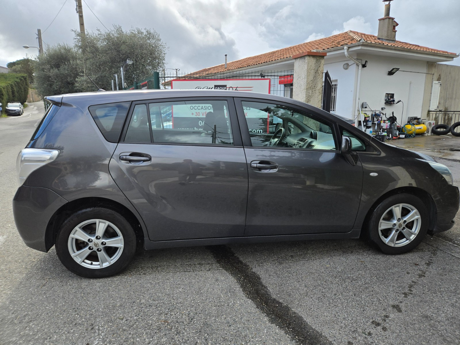 Toyota VERSO - vue 1