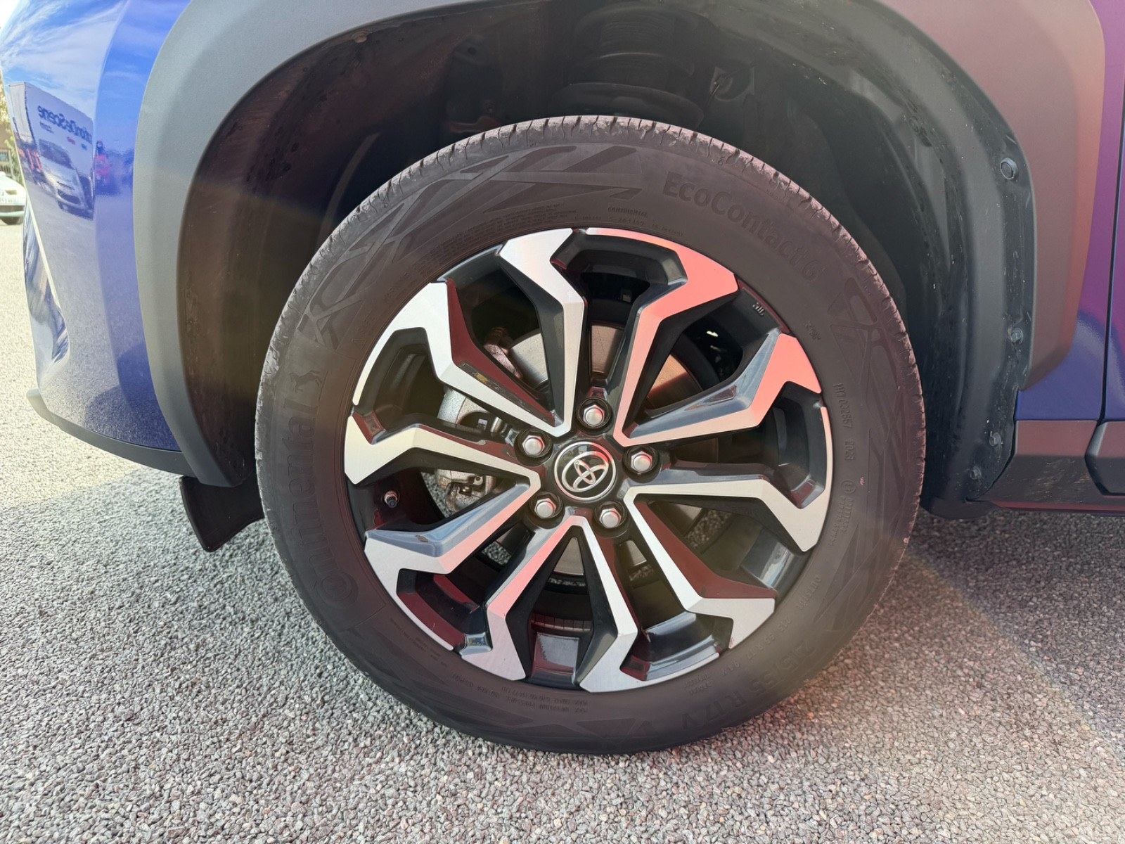 Toyota Yaris 116h Design MY22 — photo 9