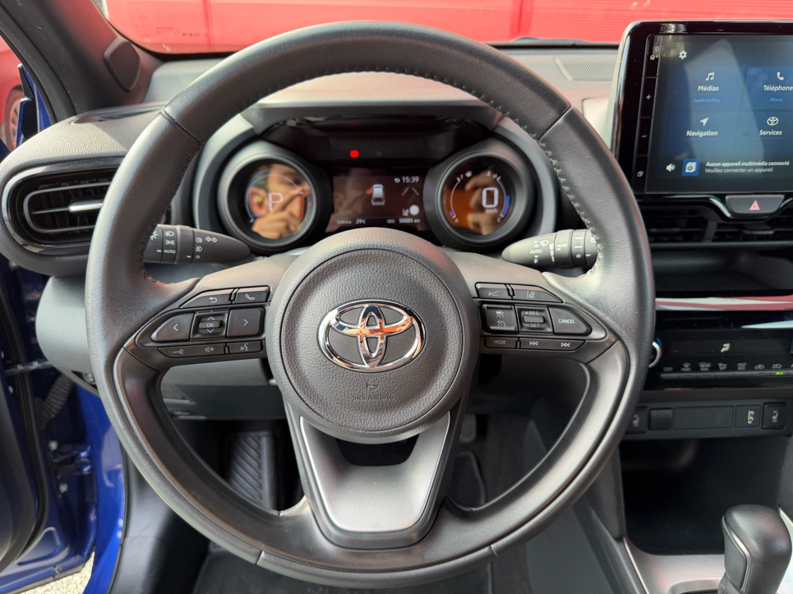 Toyota Yaris 116h Design MY22 — photo 17