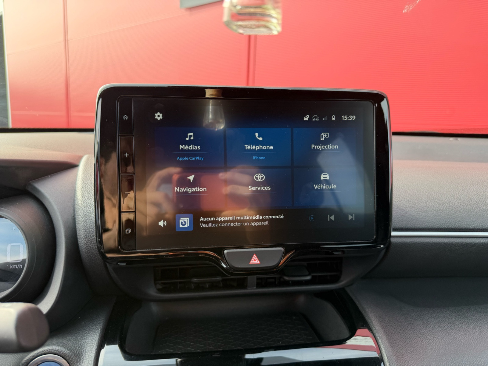 Toyota Yaris 116h Design MY22 — photo 20