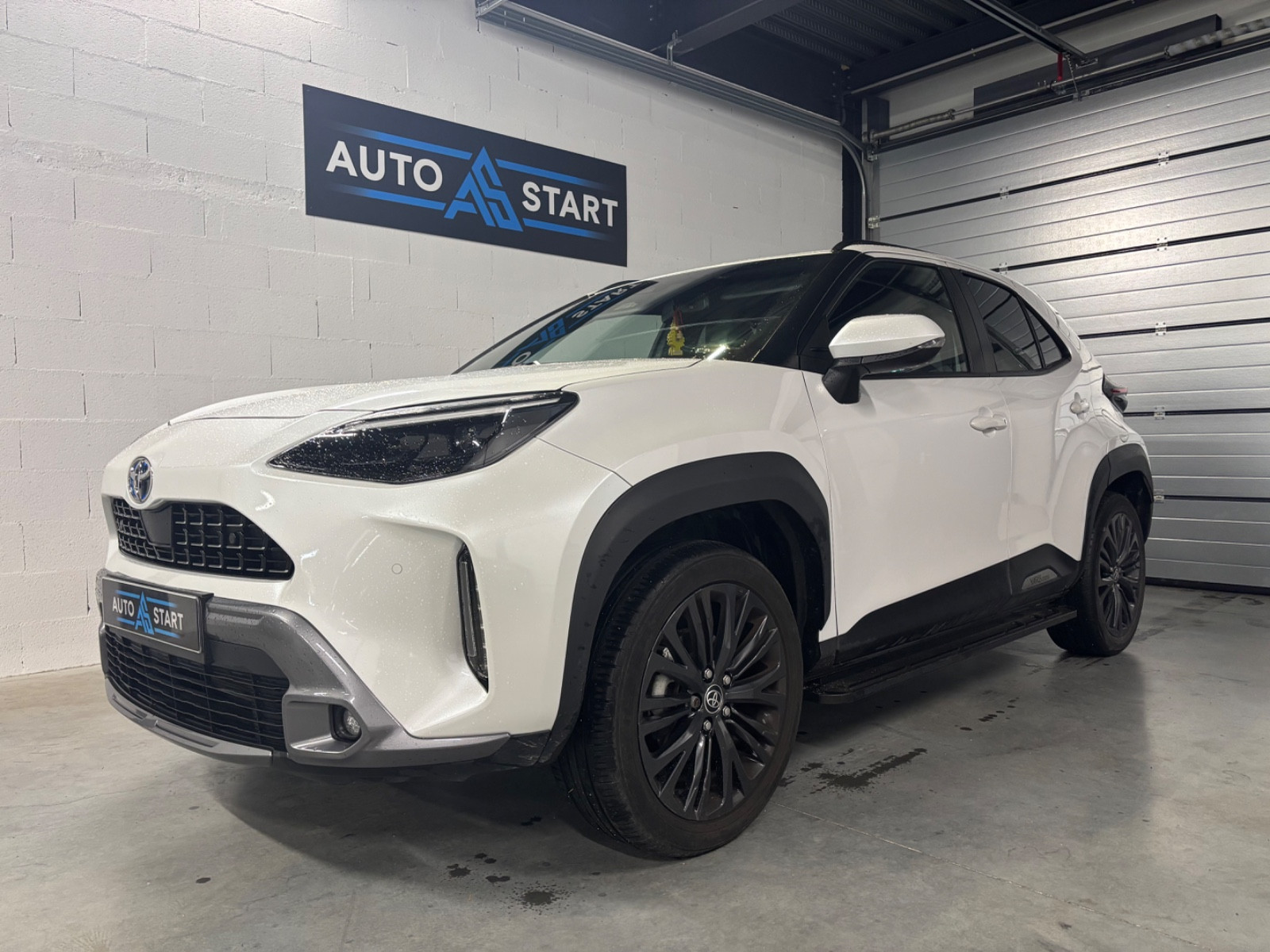 Toyota YARIS CROSS Hybrid AWD-i Trail Multidrive ECVT