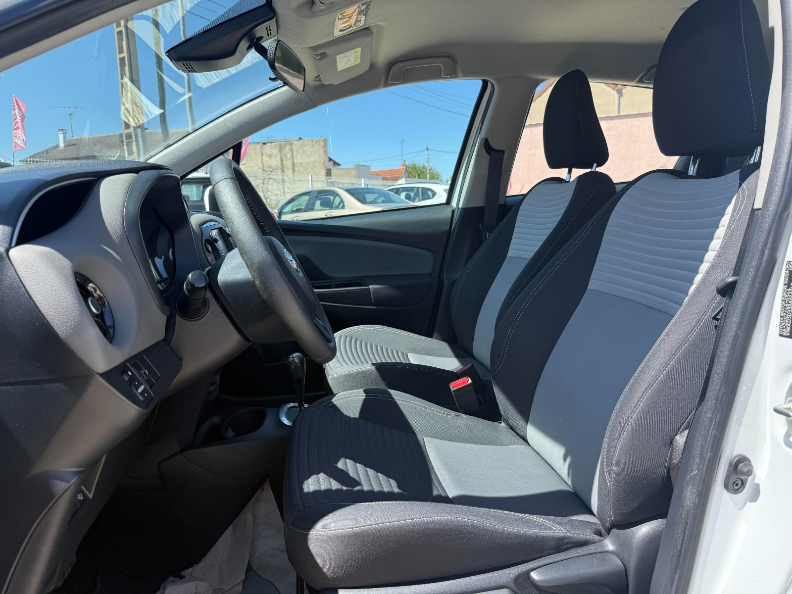 Toyota Yaris - vue 1
