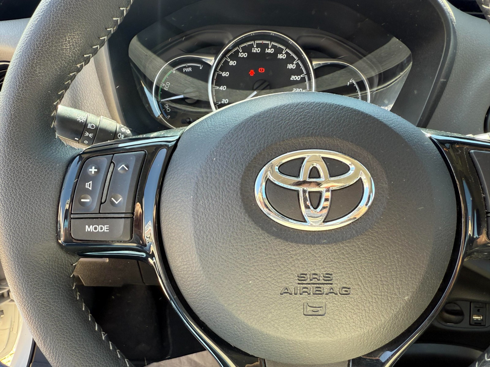 Toyota Yaris - vue 1