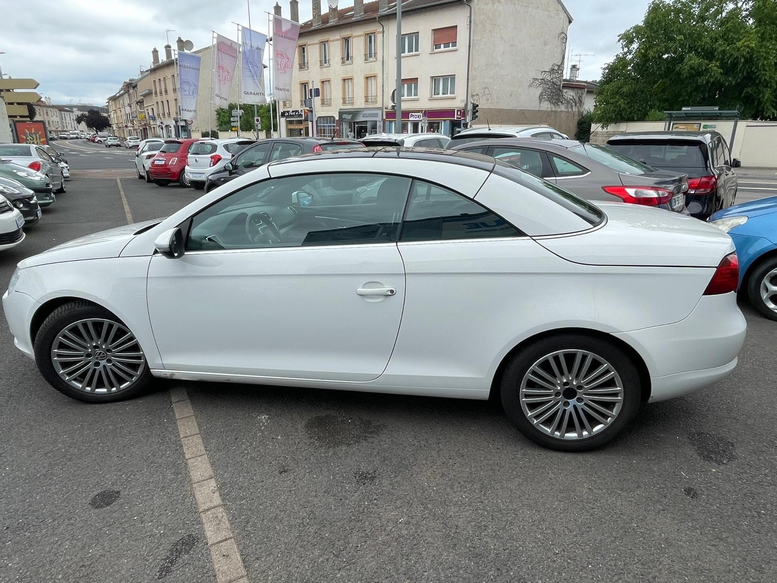 Volkswagen EOS - vue 1