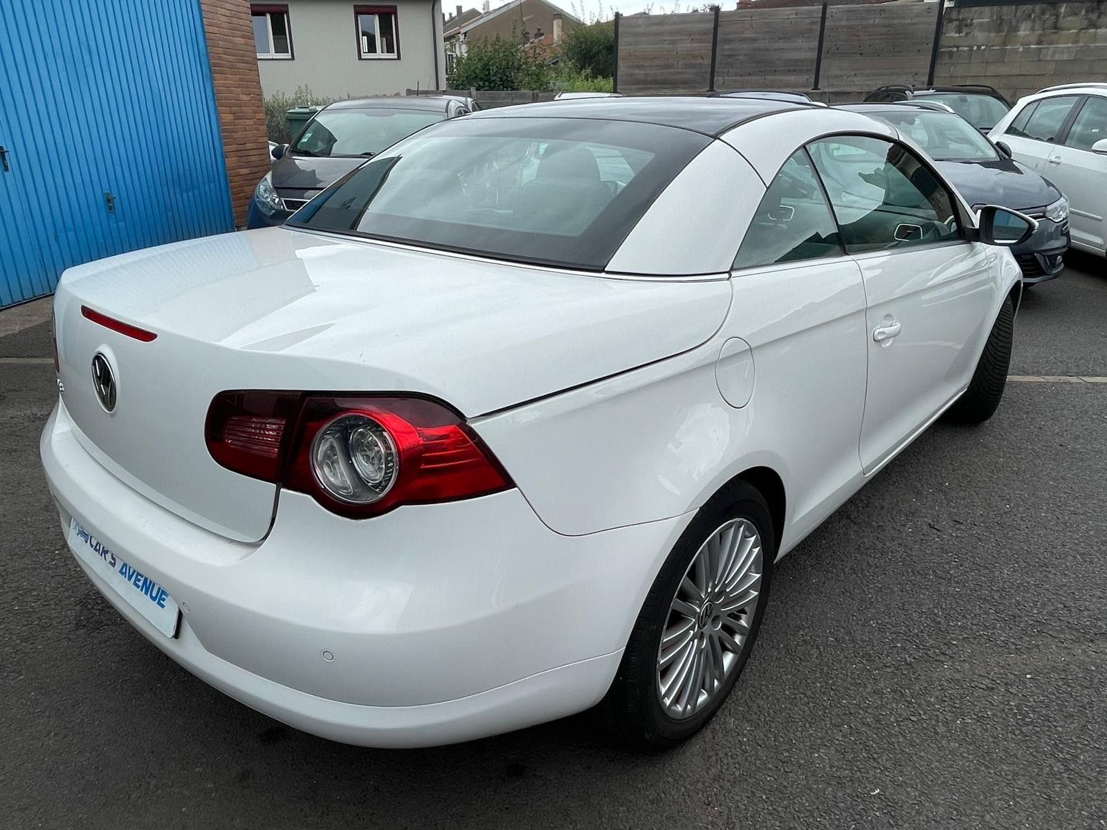 Volkswagen EOS - vue 1