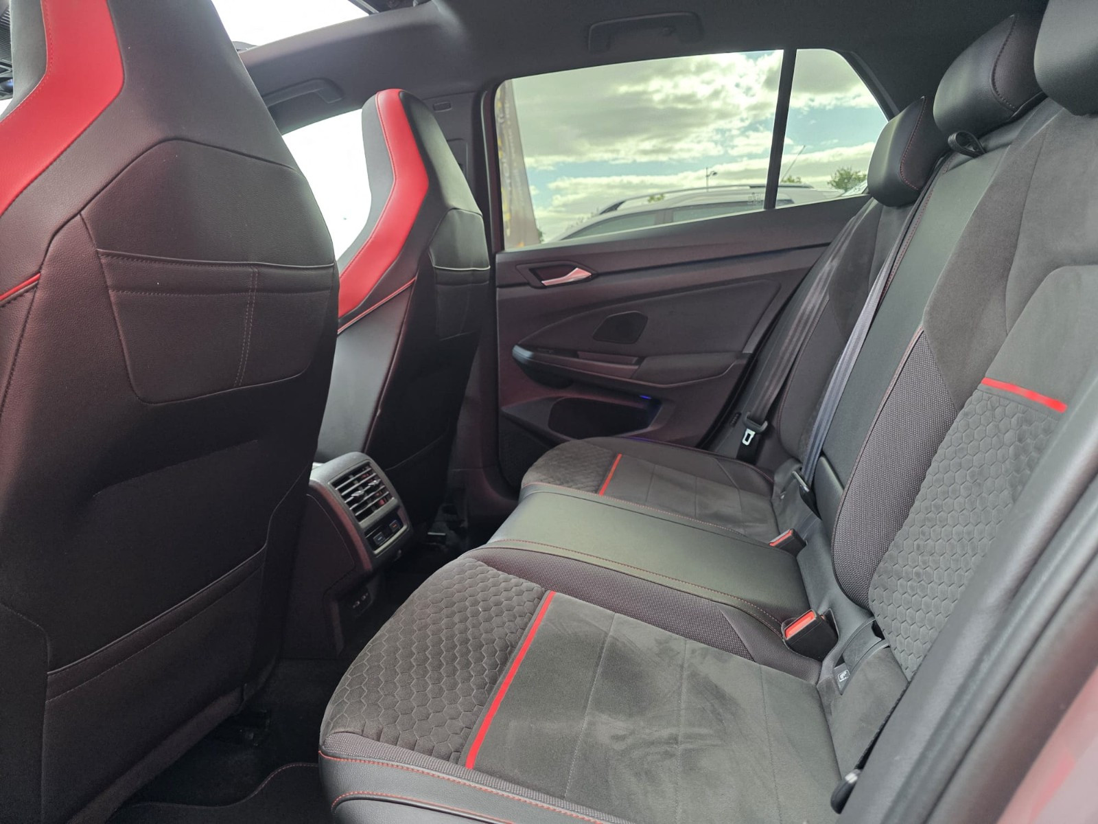 Volkswagen Golf Clubsport 2.0 TSI 300ch GTI DSG7 -Garantie 12 mois- — photo 13