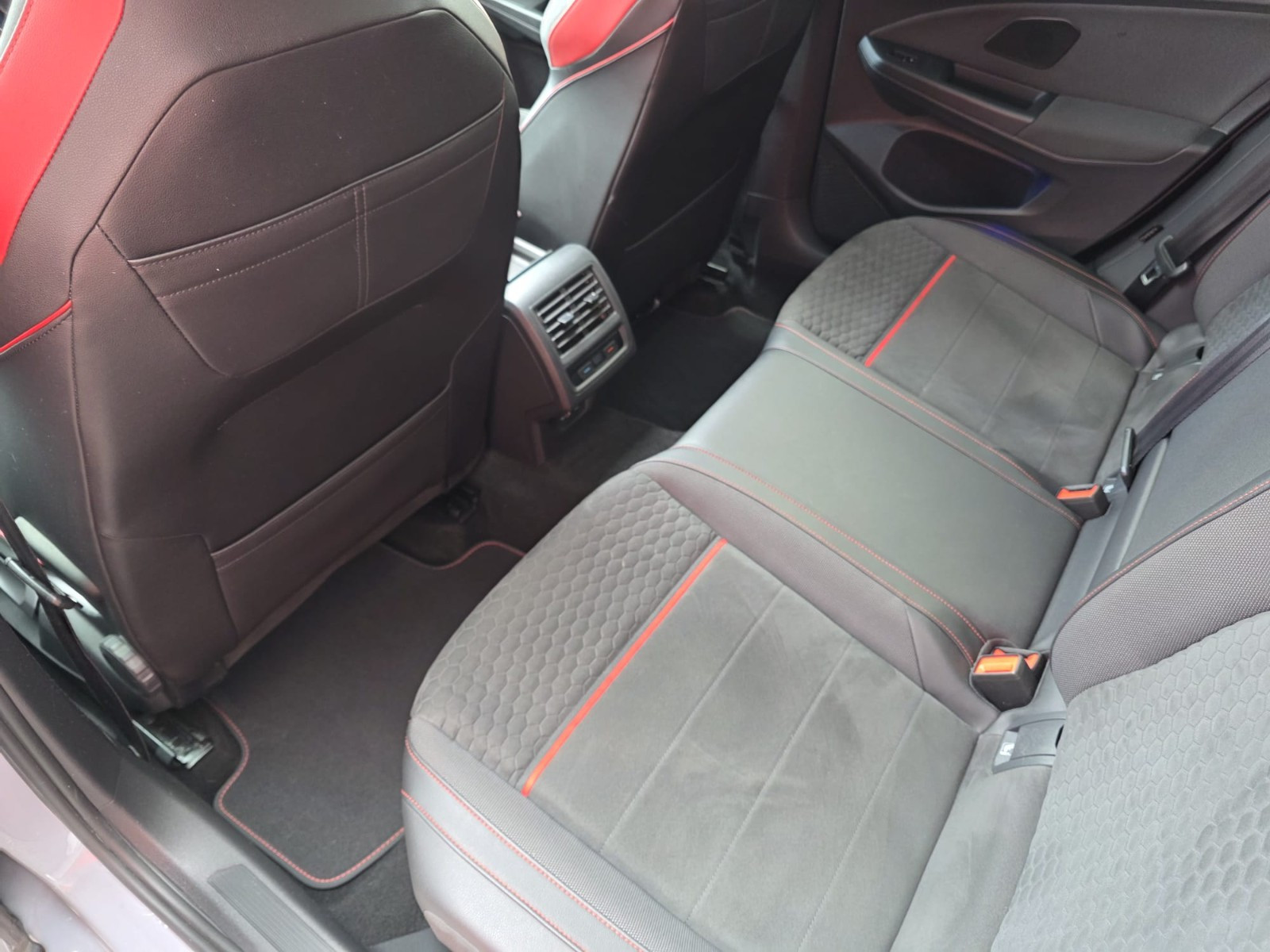 Volkswagen Golf Clubsport 2.0 TSI 300ch GTI DSG7 -Garantie 12 mois- — photo 14