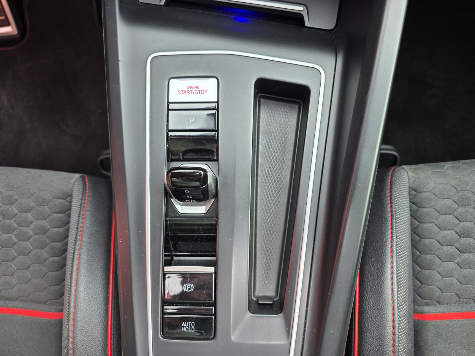 Volkswagen Golf Clubsport 2.0 TSI 300ch GTI DSG7 -Garantie 12 mois- — photo 25
