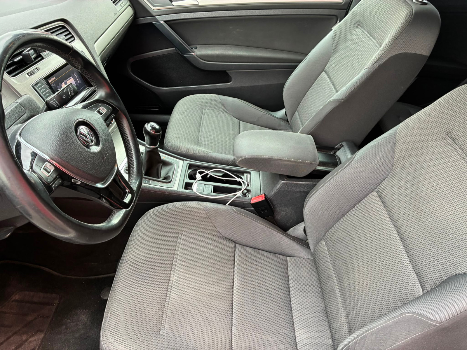 Volkswagen Golf VII Berline Confortline 1.6L TDI 105cv – GARANTIE 12 MOIS — photo 11