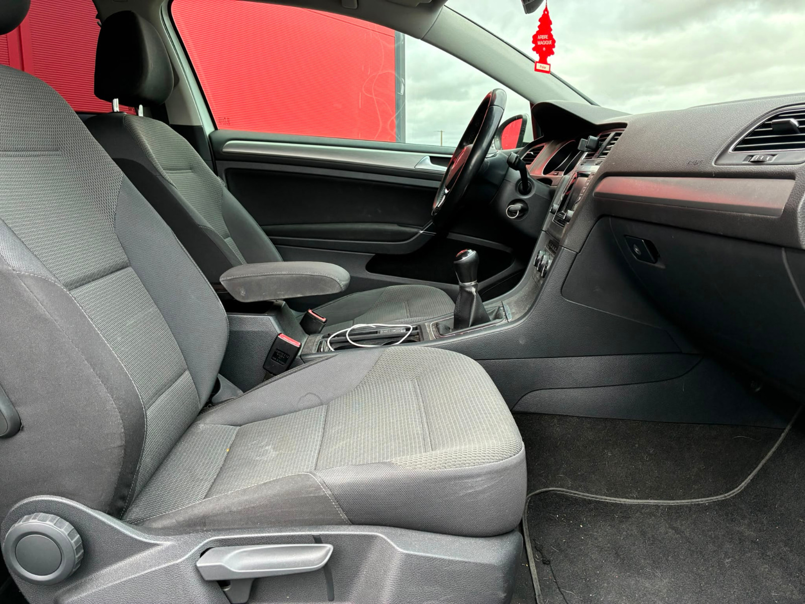 Volkswagen Golf VII Berline Confortline 1.6L TDI 105cv – GARANTIE 12 MOIS — photo 14