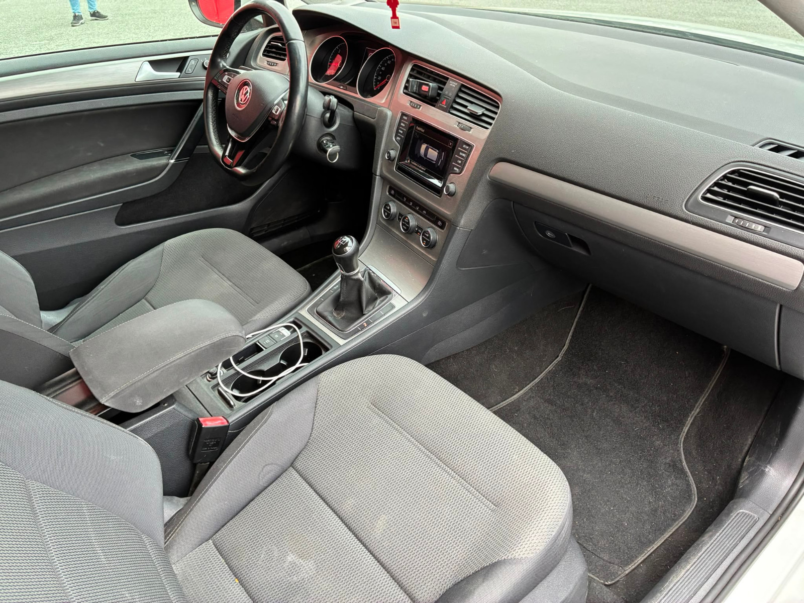 Volkswagen Golf VII Berline Confortline 1.6L TDI 105cv – GARANTIE 12 MOIS — photo 16