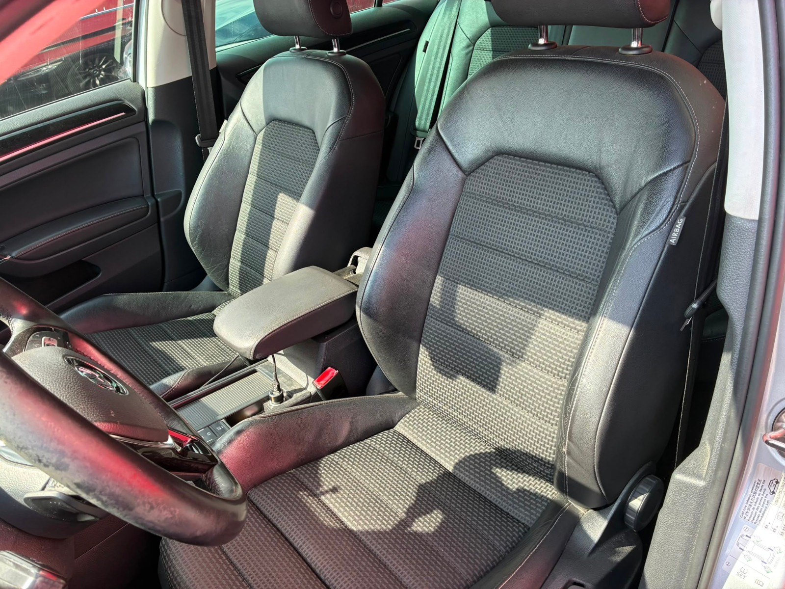 Volkswagen Golf VII Berline Cup BMT 1.4 TSI Blue Motion DSG7 150 cv – GARANTIE 12 MOIS — photo 13
