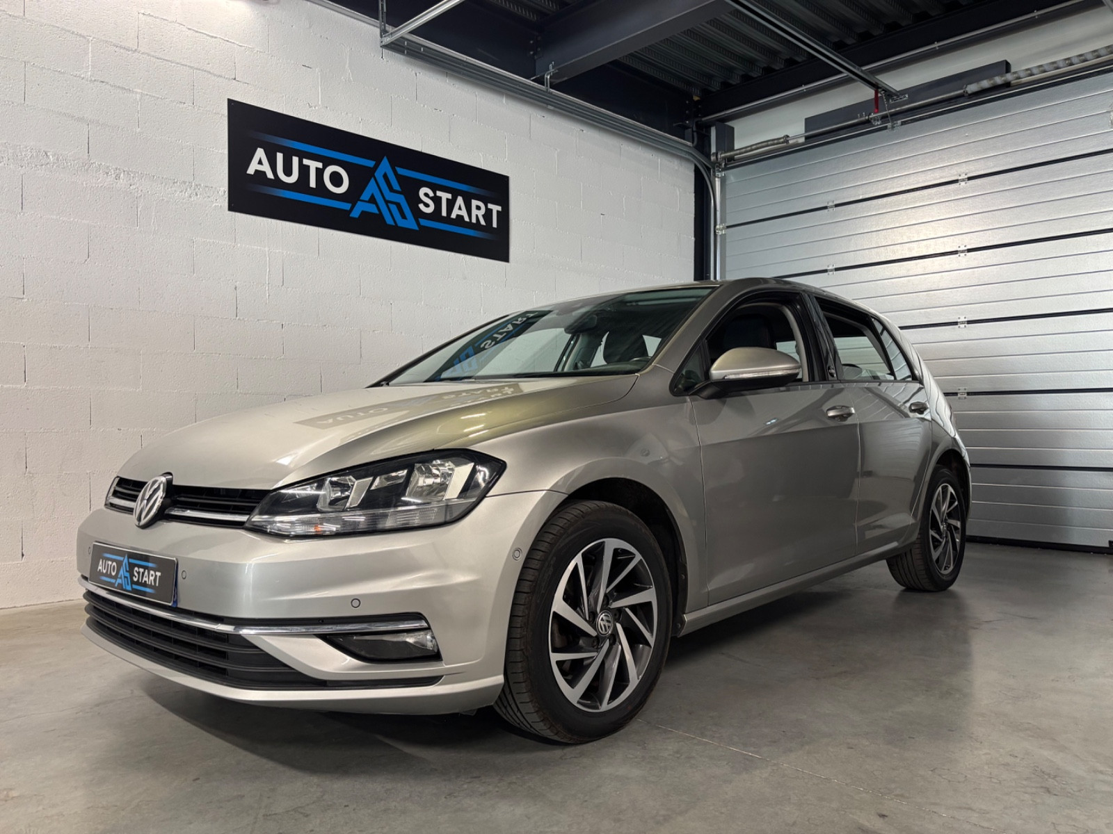 Volkswagen Golf VII Berline Sound BlueMotion