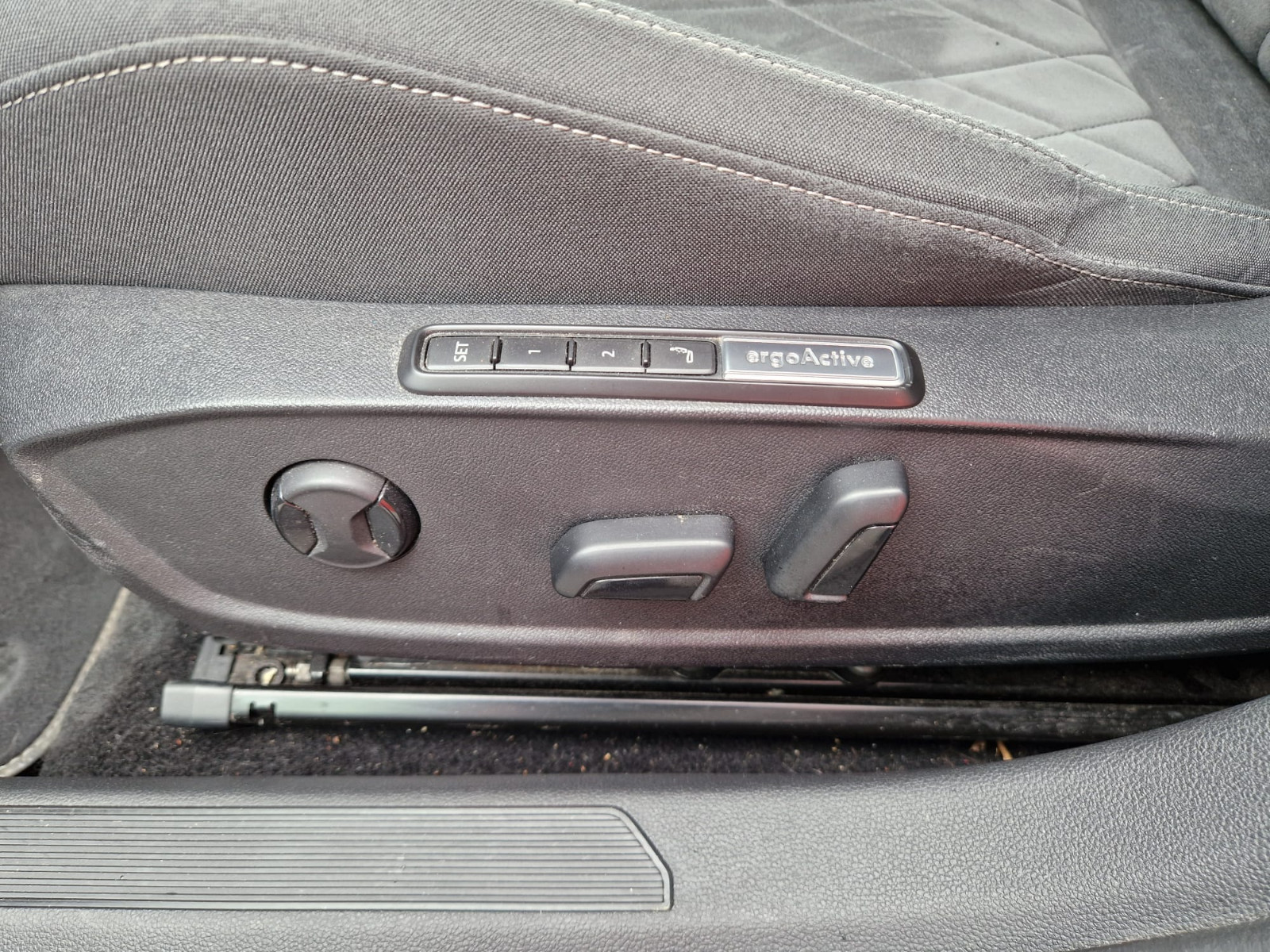 Volkswagen Golf VIII Berline Style 2.0 TDi BMT DSG7 150 cv Boîte auto DSG7 – GARANTIE 12 MOIS — photo 30