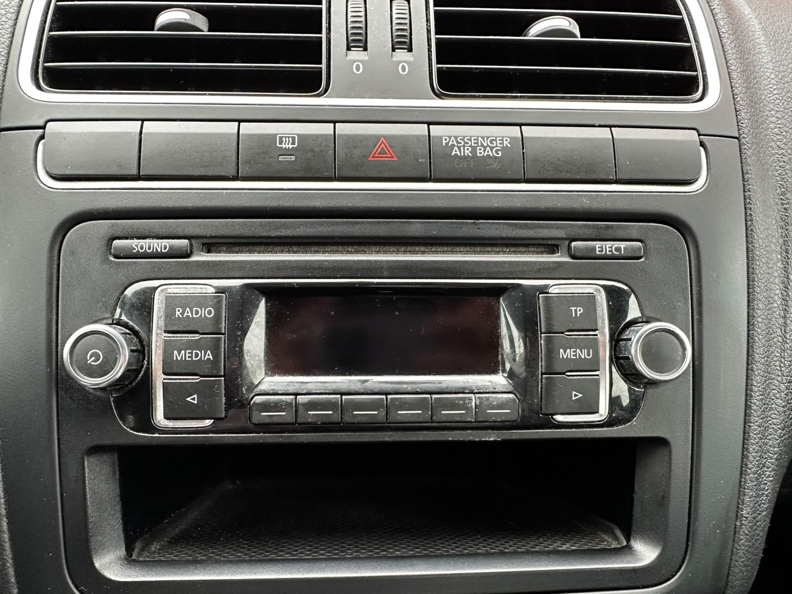 Volkswagen Polo 1.2 60ch Style – GARANTIE 12 MOIS — photo 20