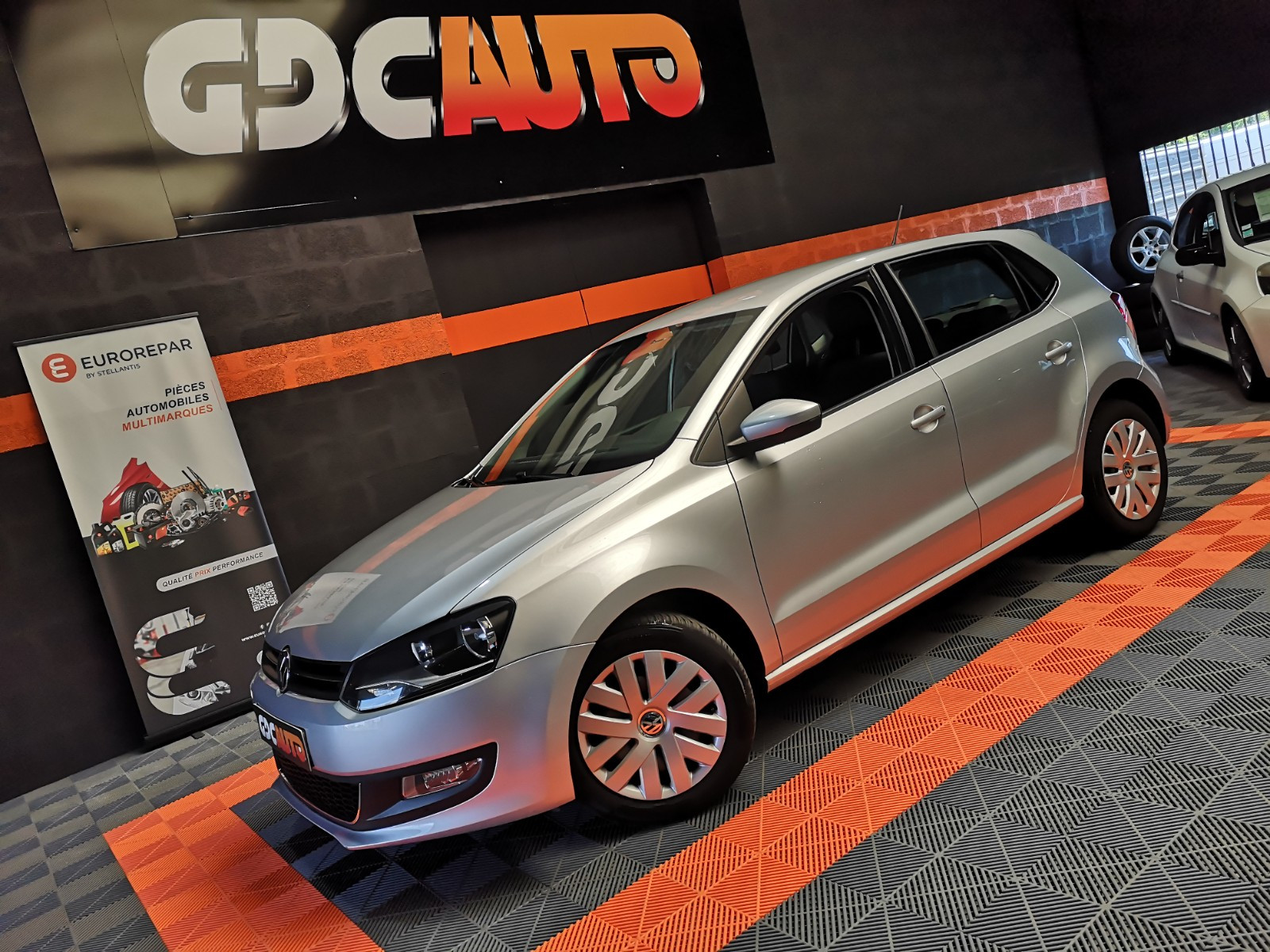 Volkswagen POLO V