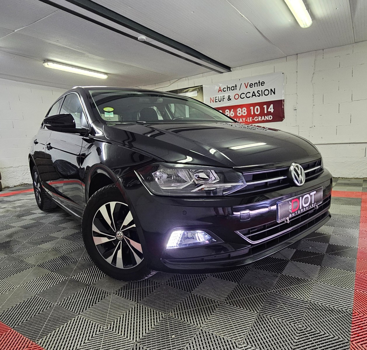 Volkswagen POLO V - vue 1