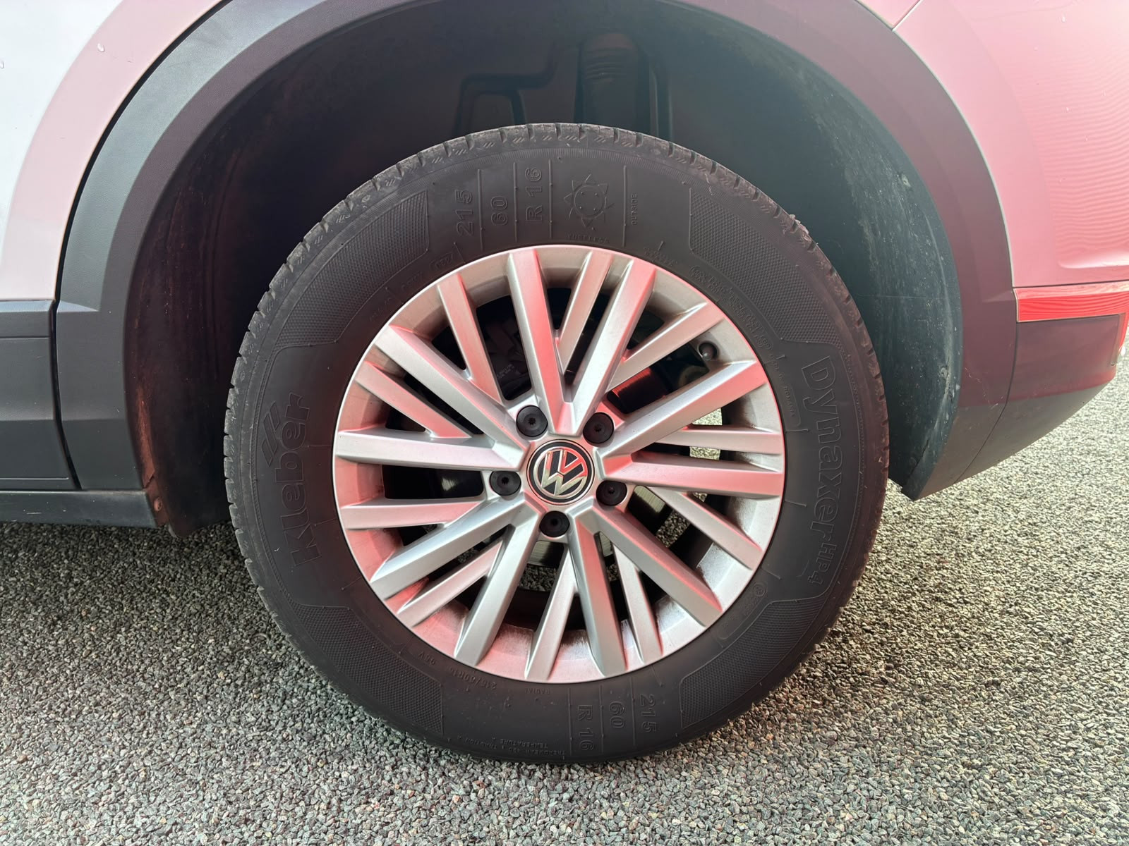 Volkswagen t-ROC Lounge 1.6 TDI 116 cv – GARANTIE 12 MOIS — photo 34