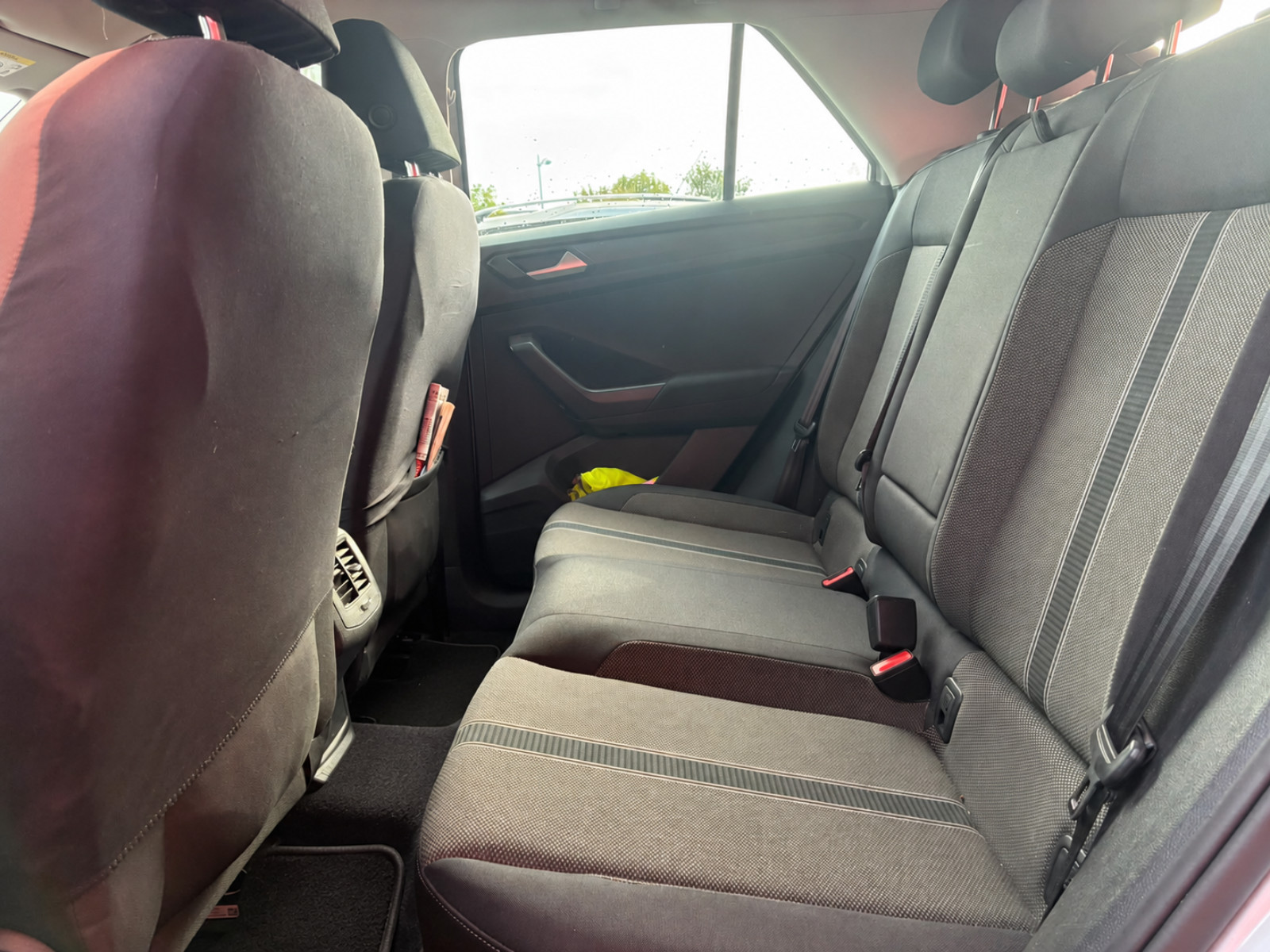 Volkswagen t-ROC Lounge 1.6 TDI 116 cv – GARANTIE 12 MOIS — photo 18