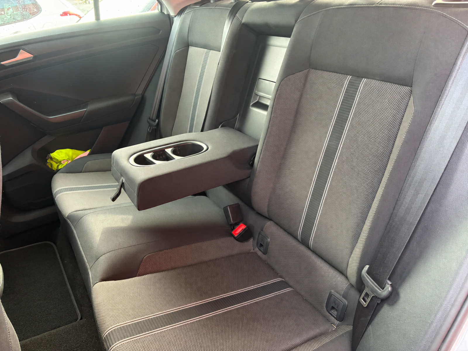 Volkswagen t-ROC Lounge 1.6 TDI 116 cv – GARANTIE 12 MOIS — photo 20