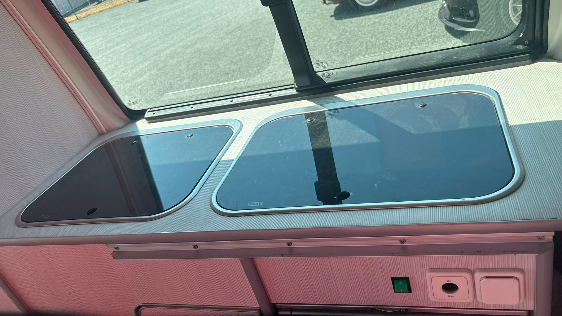 Volkswagen T5 Transporter VASP 2.0 TDI AMENAGEMENT TYPE CALIFORNIA – GARANTIE 12 MOIS — photo 18