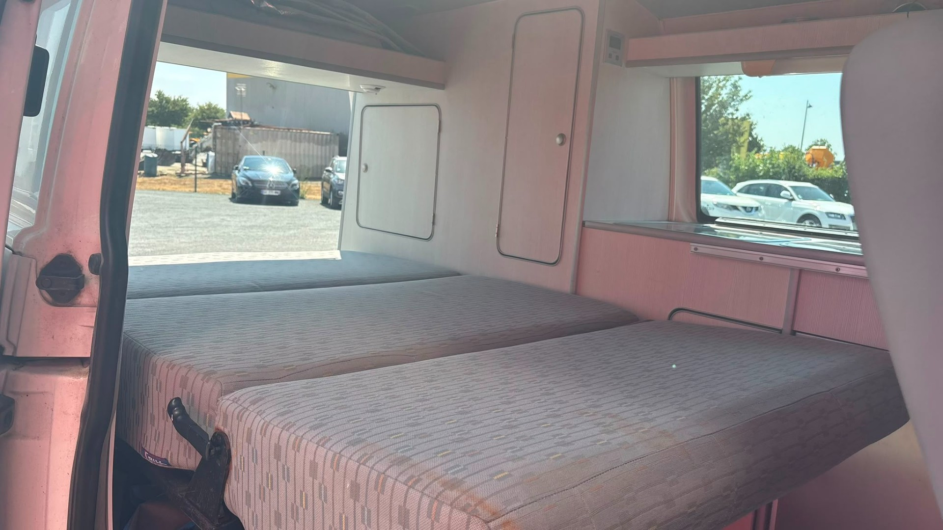 Volkswagen T5 Transporter VASP 2.0 TDI AMENAGEMENT TYPE CALIFORNIA – GARANTIE 12 MOIS — photo 19