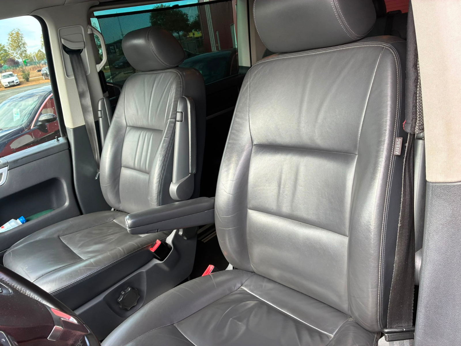 Volkswagen T5 Transporter MULTIVAN HIGHLINE 2.0 TDI 180 CV – MOTEUR NEUF* – GARANTIE 12 MOIS — photo 13