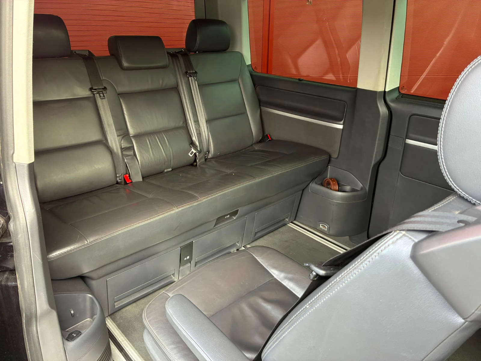 Volkswagen T5 Transporter MULTIVAN HIGHLINE 2.0 TDI 180 CV – MOTEUR NEUF* – GARANTIE 12 MOIS — photo 19