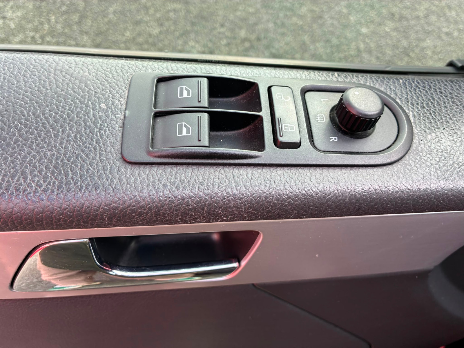 Volkswagen T5 Transporter MULTIVAN HIGHLINE 2.0 TDI 180 CV – MOTEUR NEUF* – GARANTIE 12 MOIS — photo 29