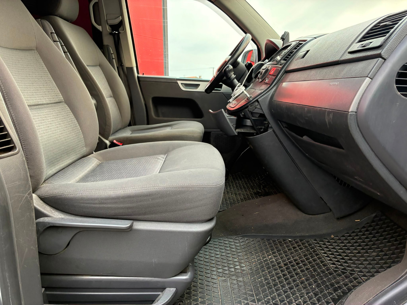 Volkswagen T5 Transporter Combi Multivan 2.5 TDI 130cv 7 Places – GARANTIE 12 MOIS — photo 14