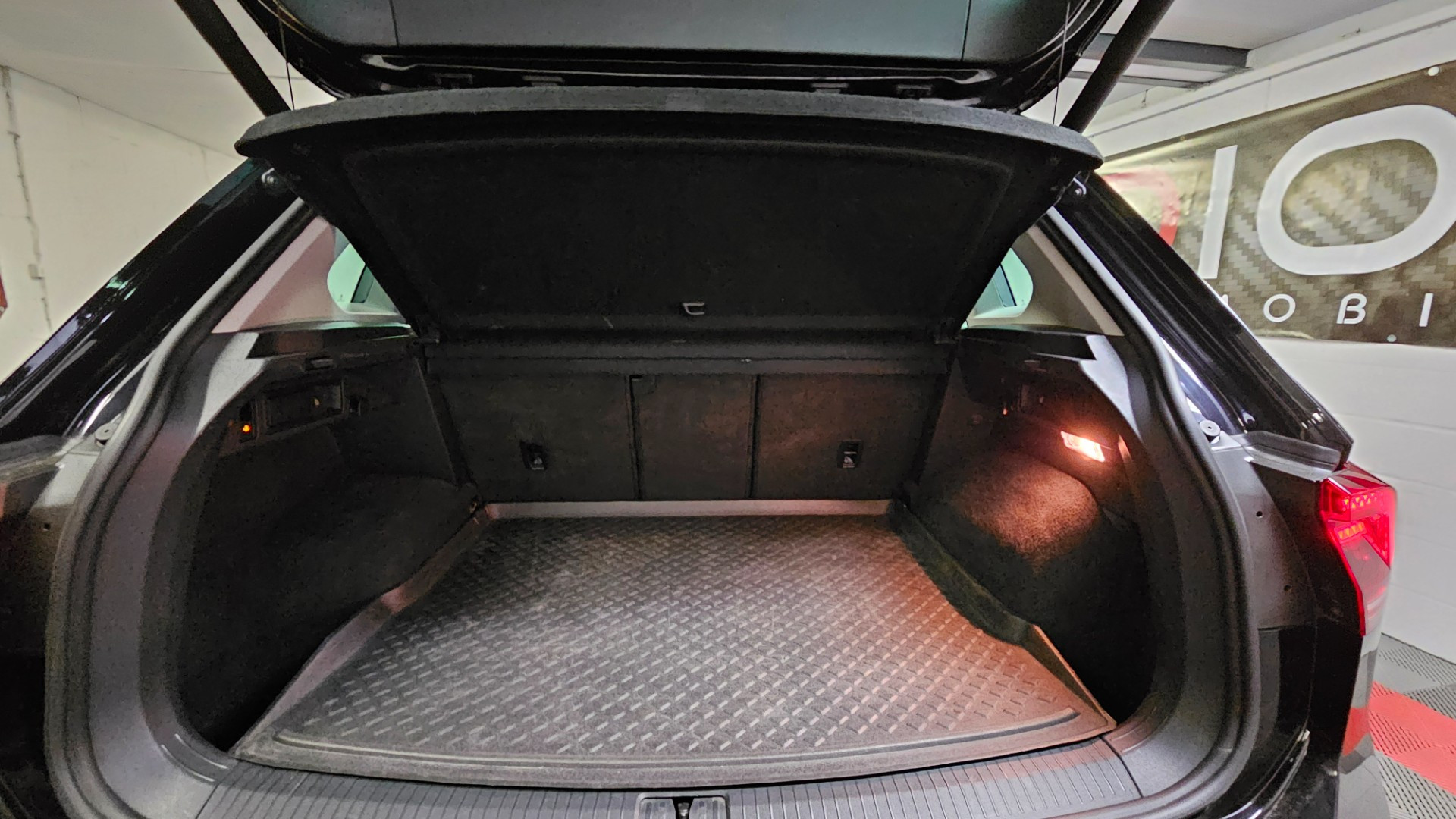 Volkswagen Tiguan - vue 1